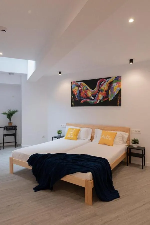 Bilbao Rooms & Kitchen Zorroza 0*,