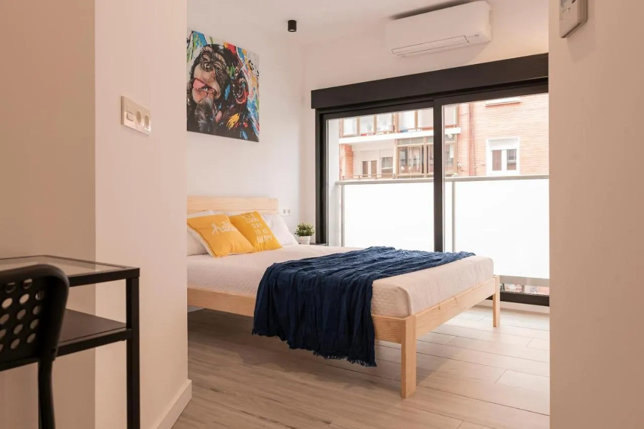 Bilbao Rooms & Kitchen Zorroza