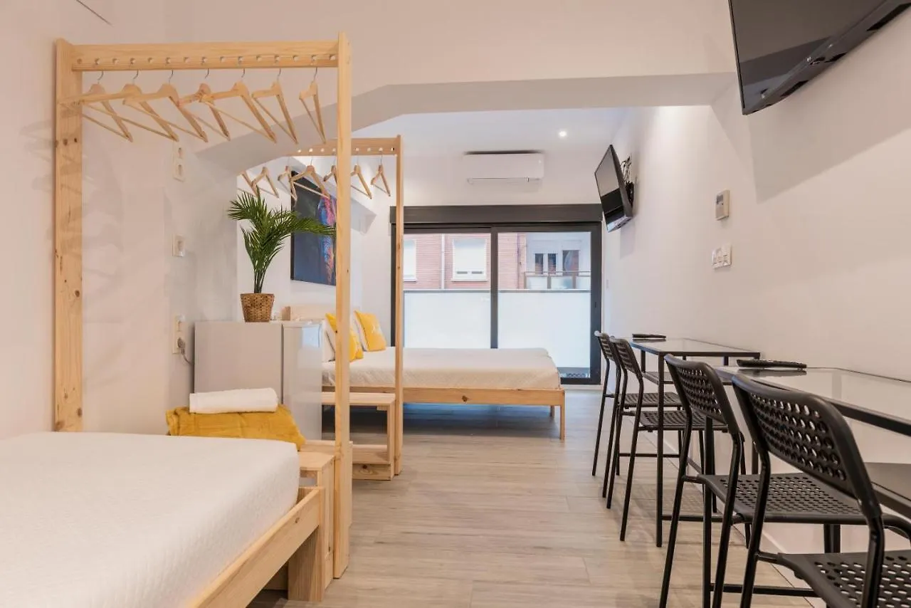 Bilbao Rooms & Kitchen Zorroza 0*,