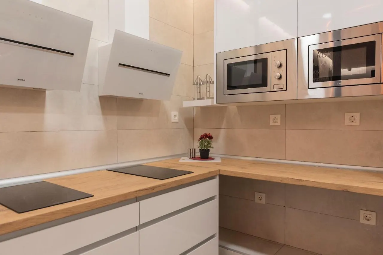 Bilbao Rooms & Kitchen Zorroza 招待所